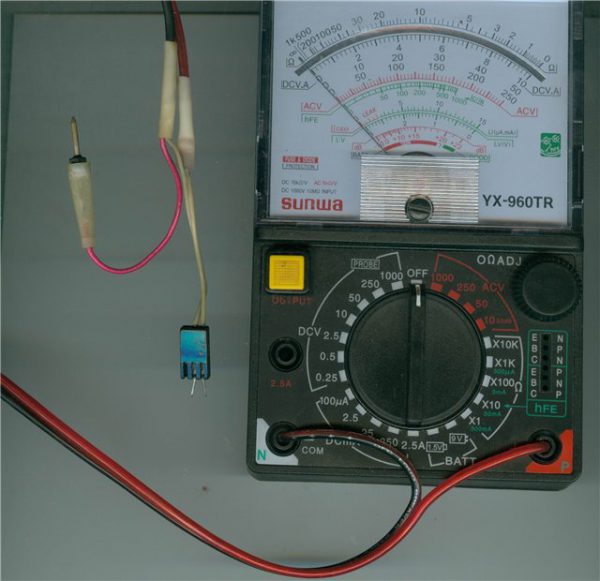 Аналоговый прибор для проверки конденсатора