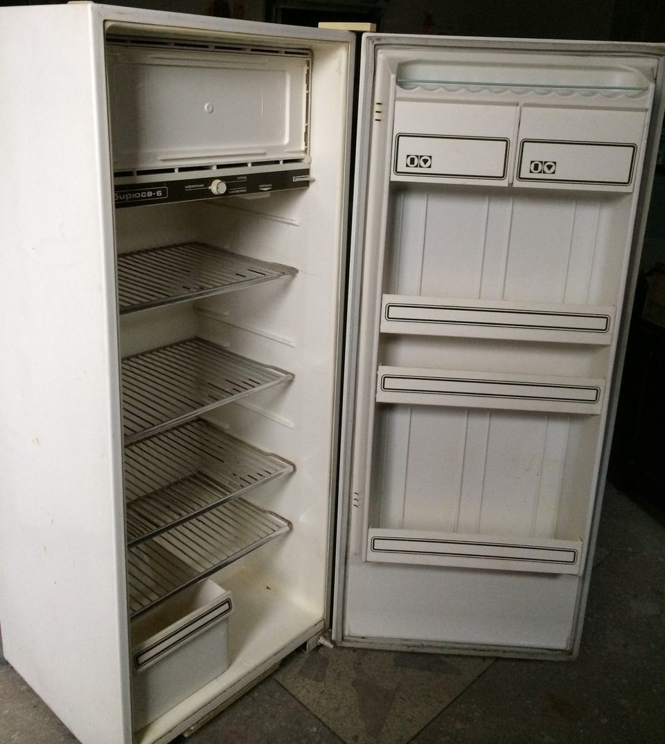 Настройка температуры в холодильном шкафу polair